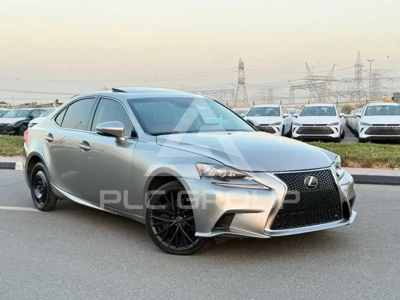 2016 Lexus IS300