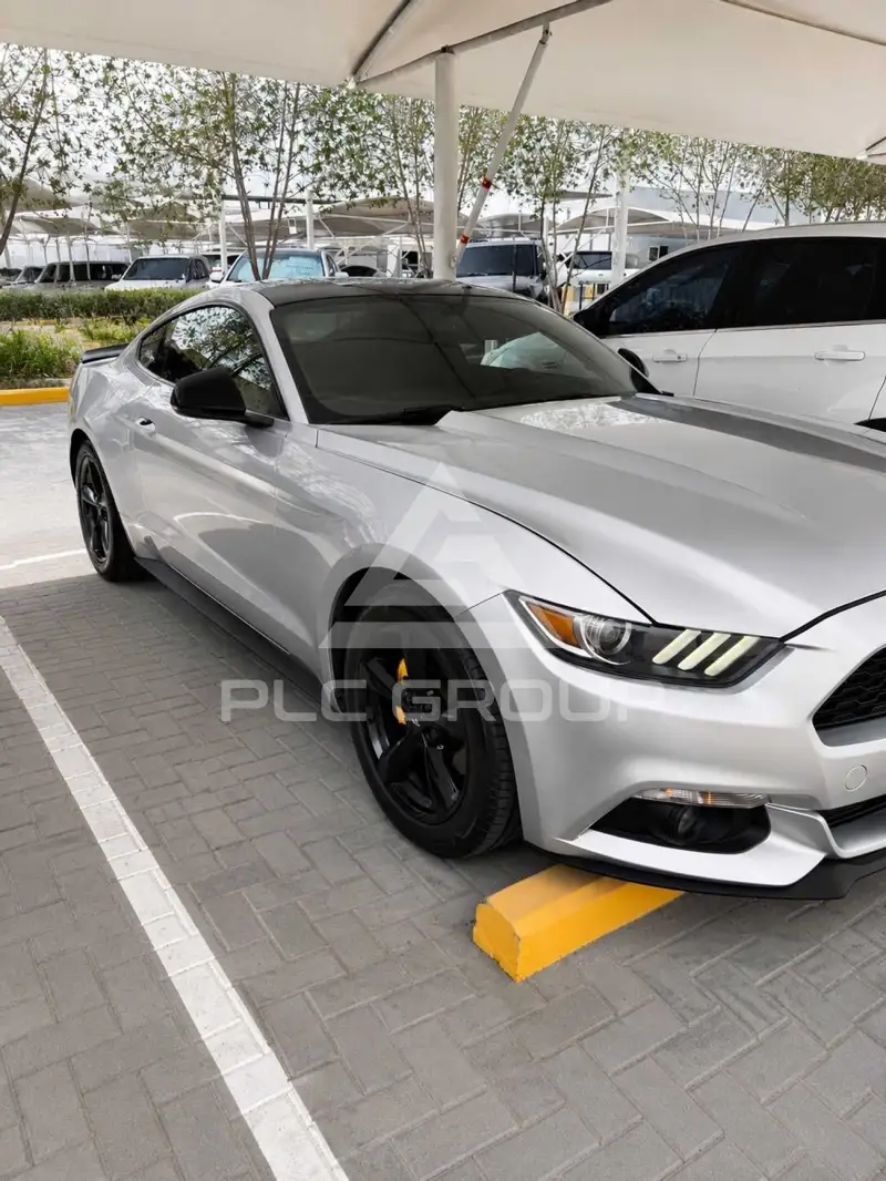 2016 Ford MUSTANG