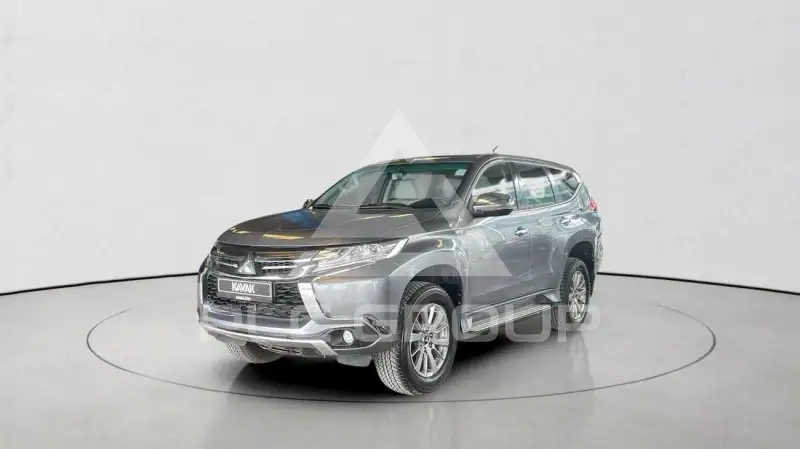 2017 Mitsubishi MONTERO
