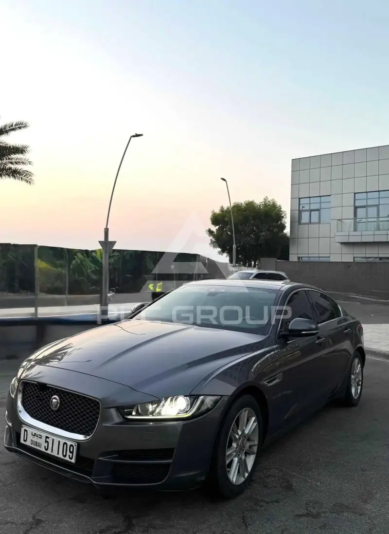 2017 Jaguar XE