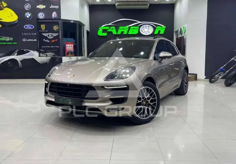 2017 Porsche MACAN