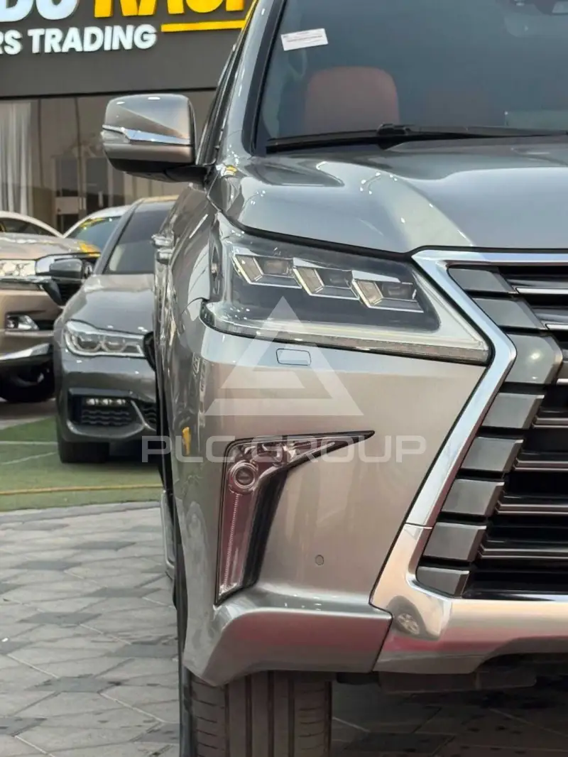 2017 Lexus LX570