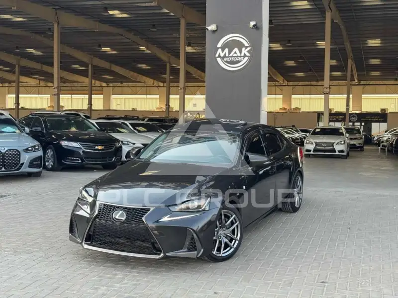 2017 Lexus IS350