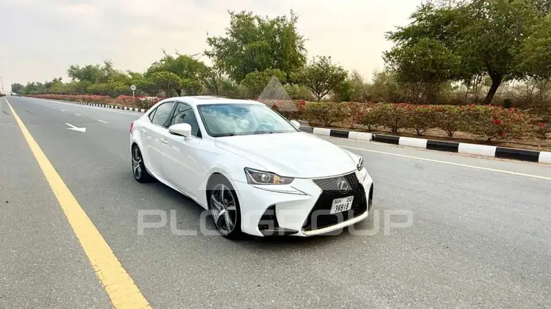2017 Lexus IS300