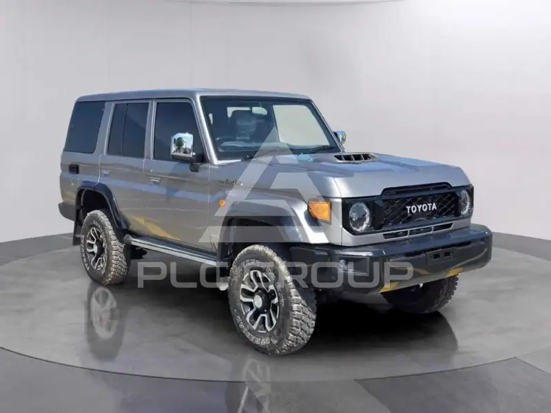 2017 Toyota LAND CRUISER
