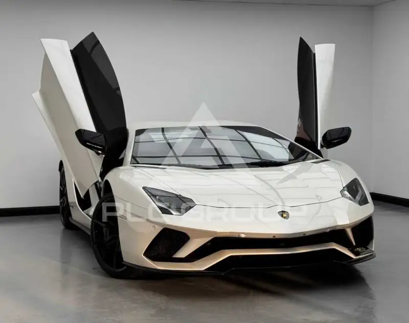 2017 Lamborghini Aventador