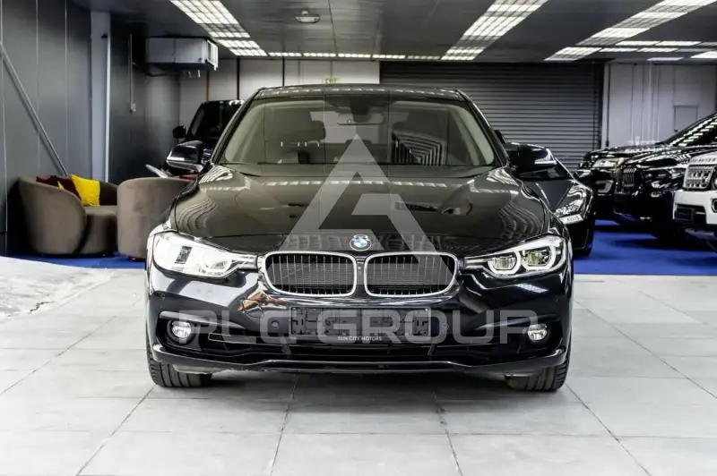 2018 BMW 318