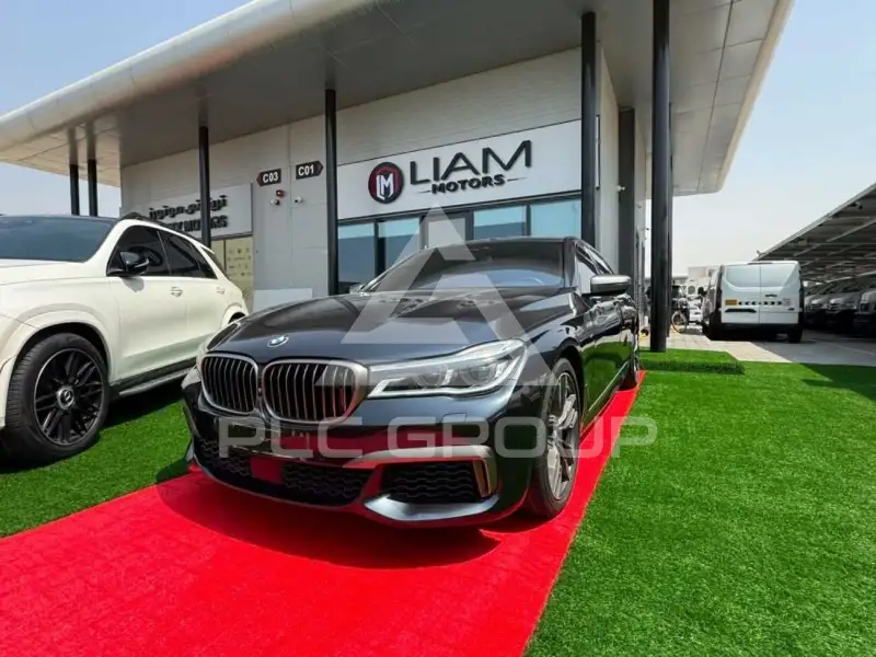 2018 BMW M760