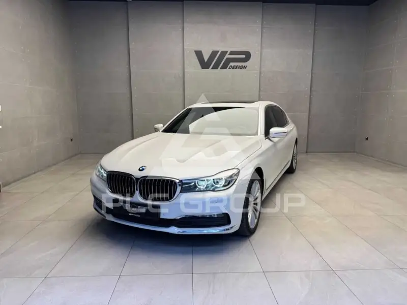2018 BMW 730