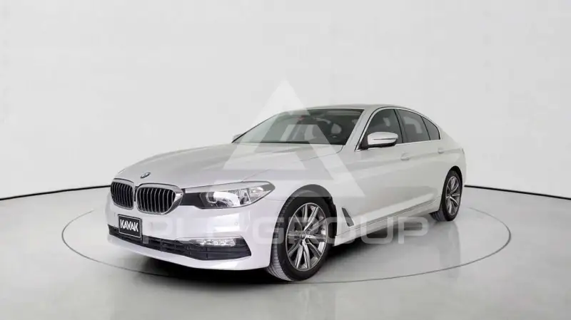 2018 BMW 520