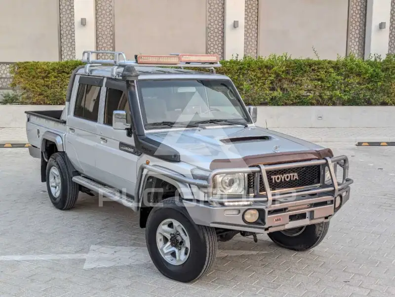 2018 Toyota LAND CRUISER