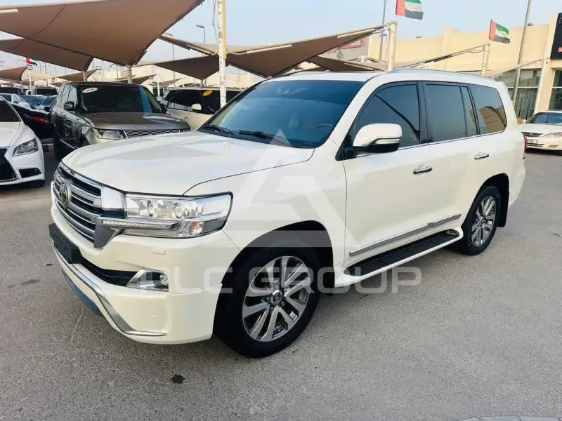 2018 Toyota LAND CRUISER