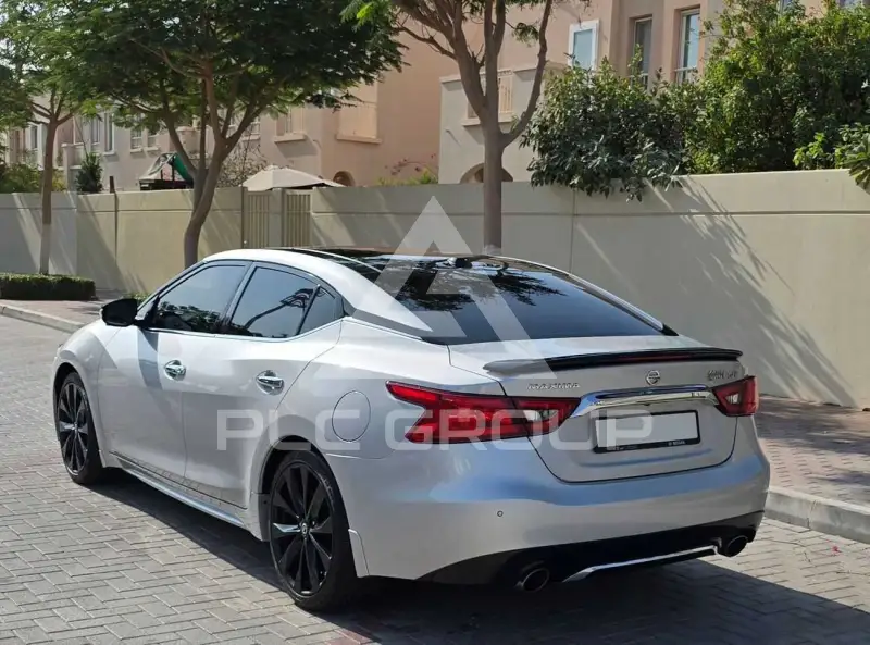 2019 Nissan MAXIMA
