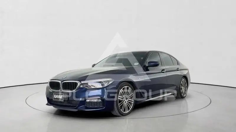 2019 BMW 530