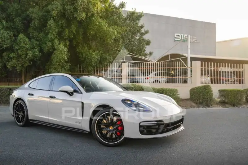 2019 Porsche Panamera