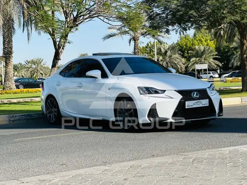 2019 Lexus IS350