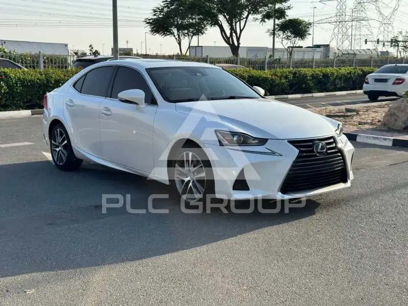 2019 Lexus IS300