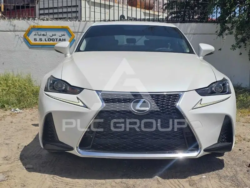 2019 Lexus IS300