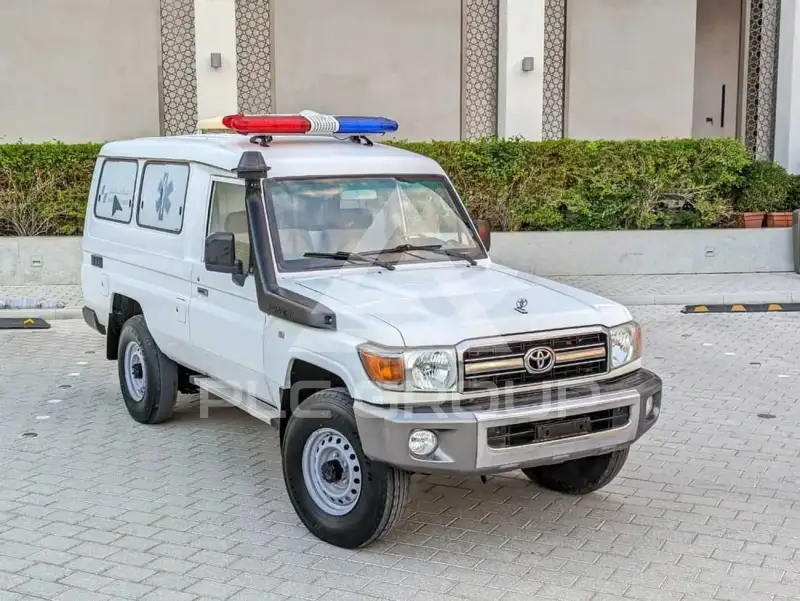 2019 Toyota LAND CRUISER