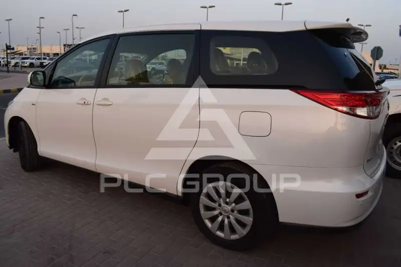 2019 Toyota PREVIA