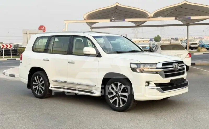 2019 Toyota LAND CRUISER