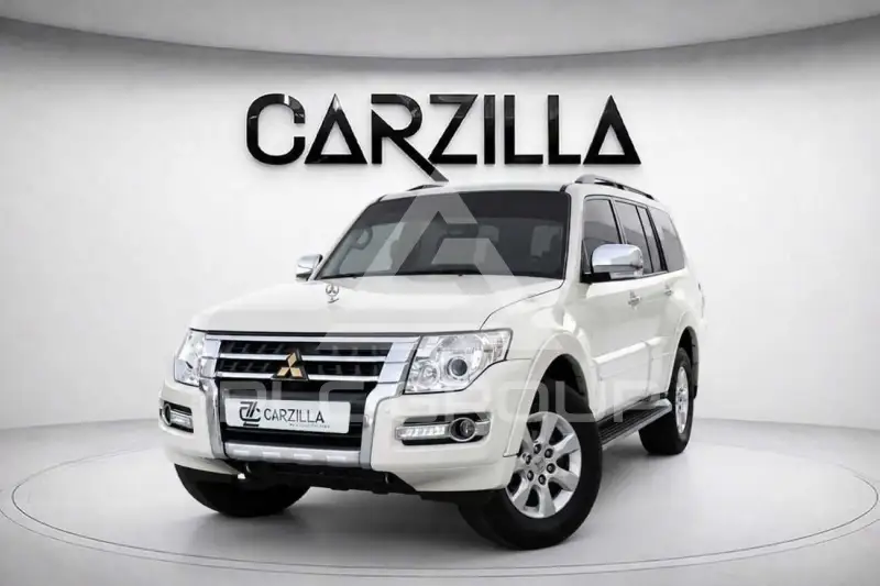 2020 Mitsubishi PAJARO