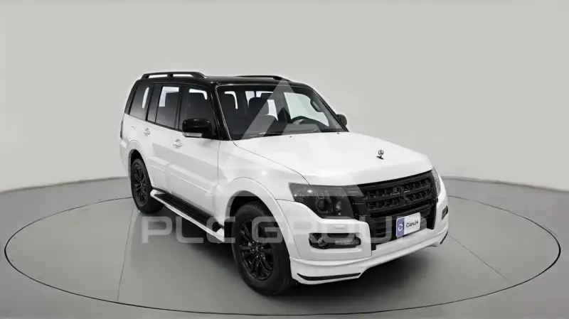 2020 Mitsubishi PAJARO