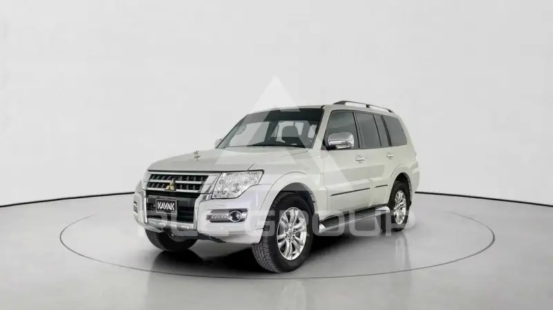 2020 Mitsubishi PAJARO
