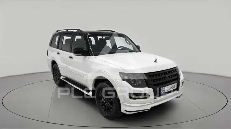 2020 Mitsubishi PAJARO