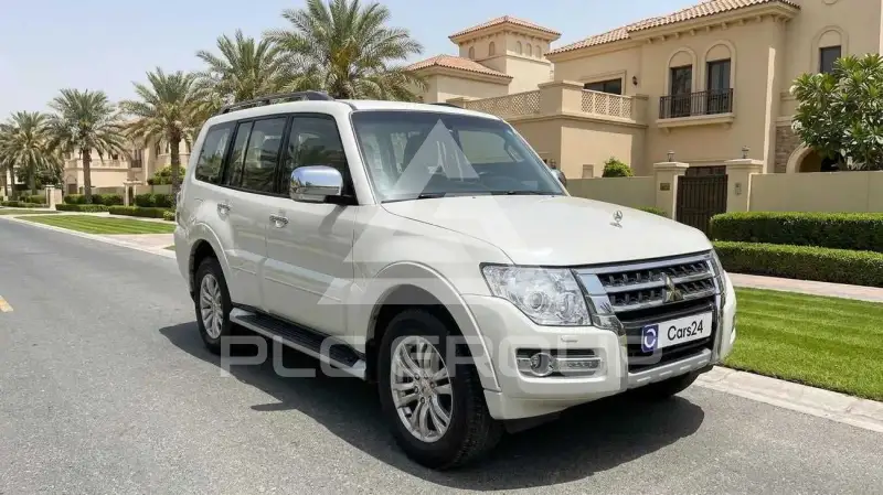 2020 Mitsubishi PAJARO