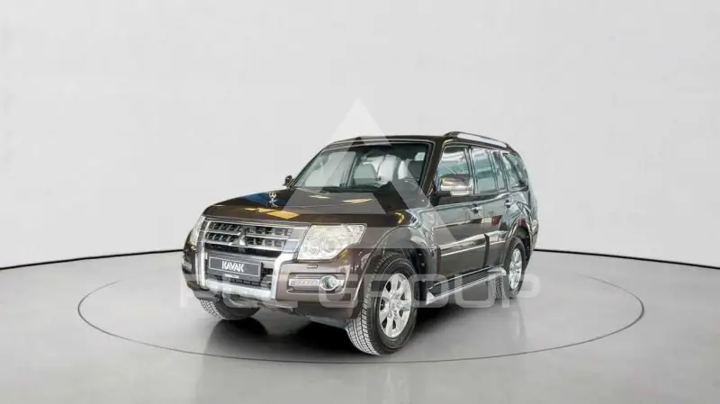 2020 Mitsubishi PAJARO