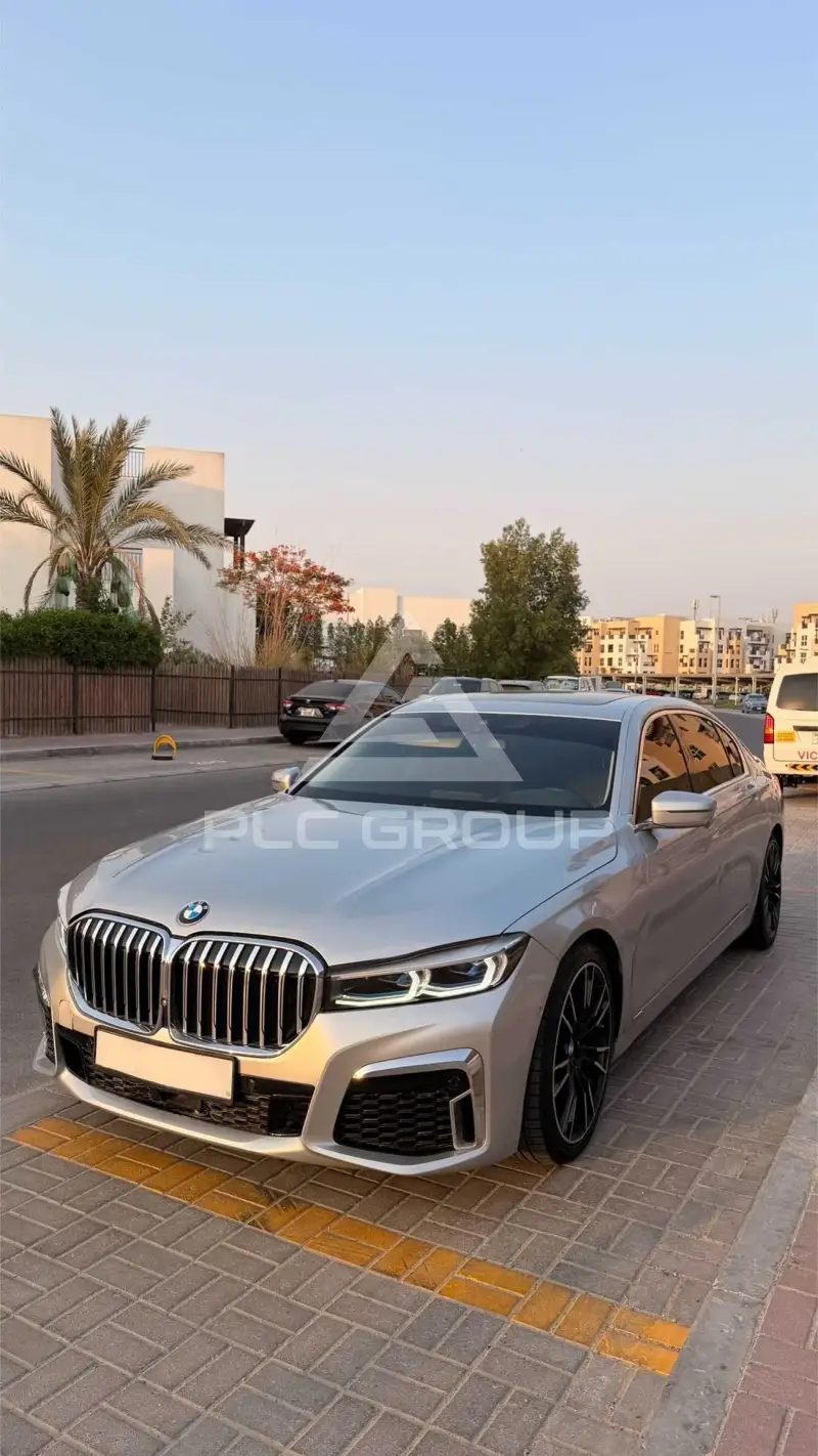 2020 BMW 740
