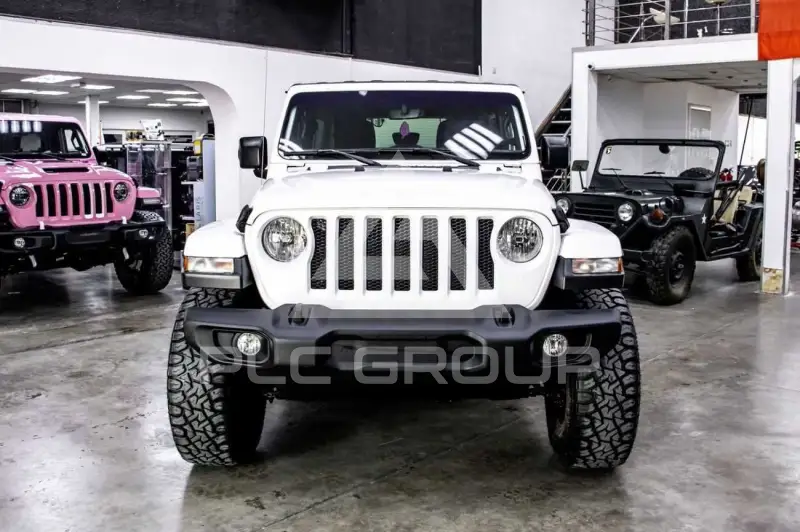 2020 Jeep WRANGLER