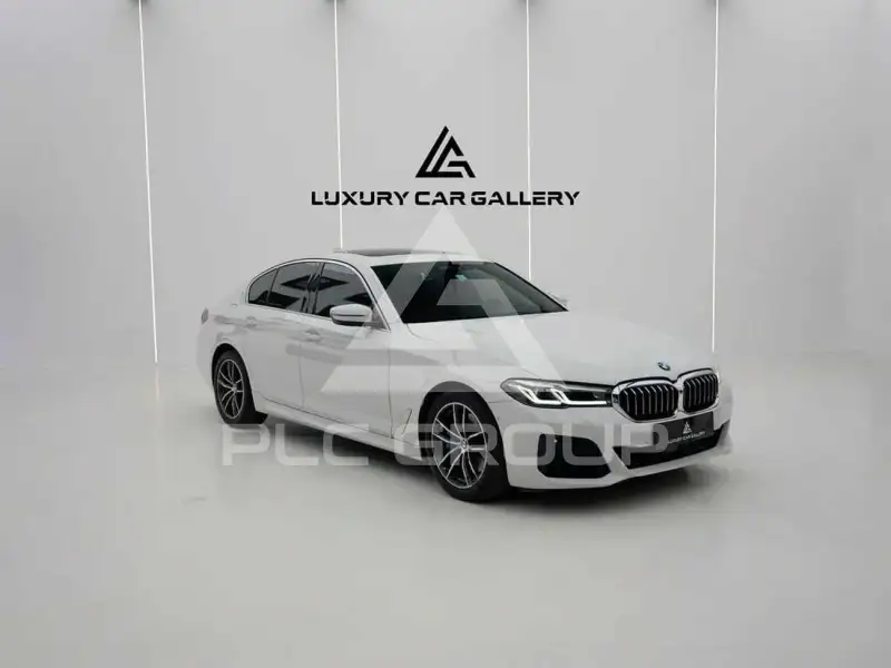 2021 BMW 523