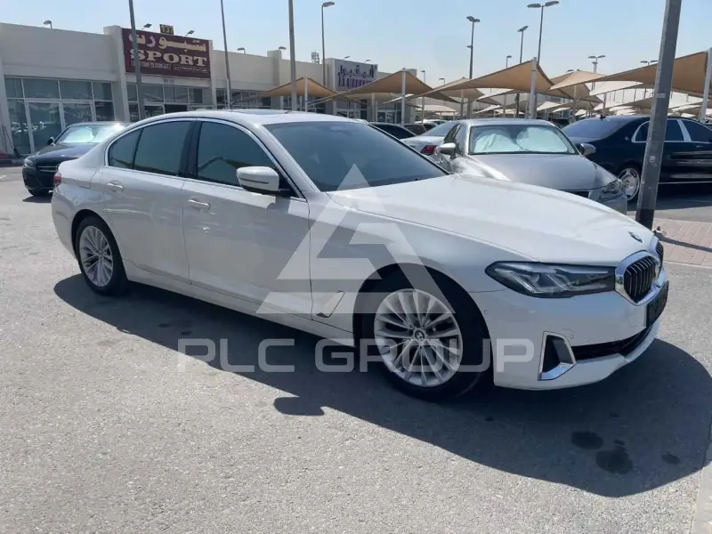 2021 BMW 520