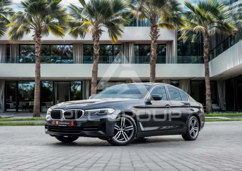 2021 BMW 520