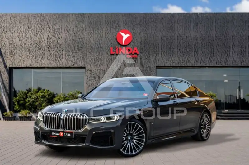 2021 BMW 740