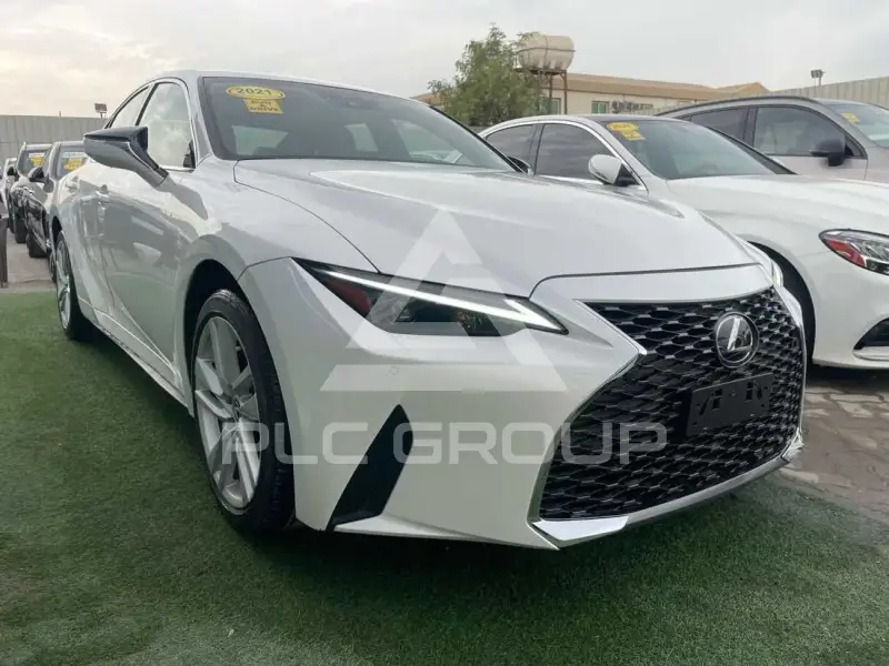2021 Lexus IS300
