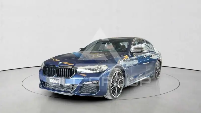 2022 BMW 530