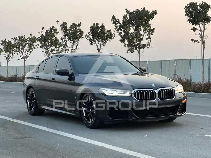 2022 BMW 530