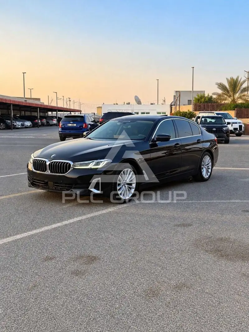 2022 BMW 520