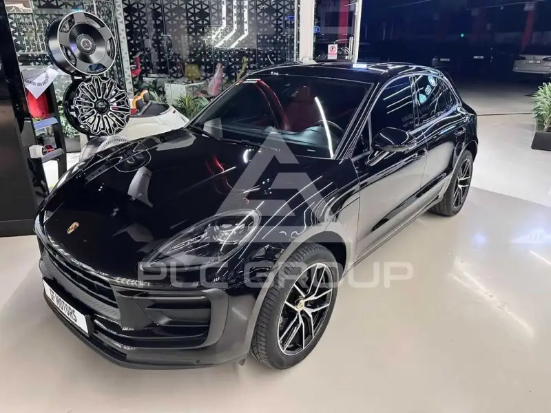 2022 Porsche MACAN