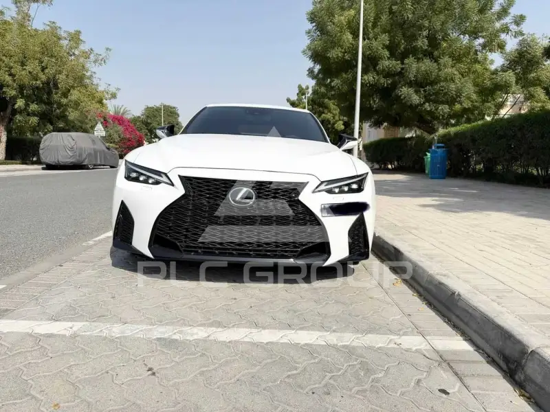 2022 Lexus IS350