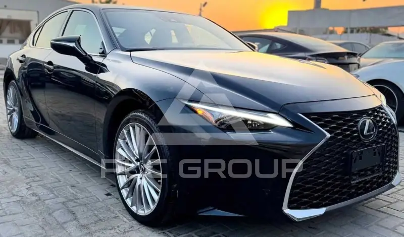 2022 Lexus IS300