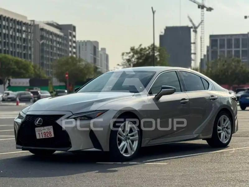2022 Lexus IS300