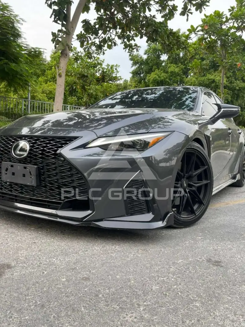 2022 Lexus IS300