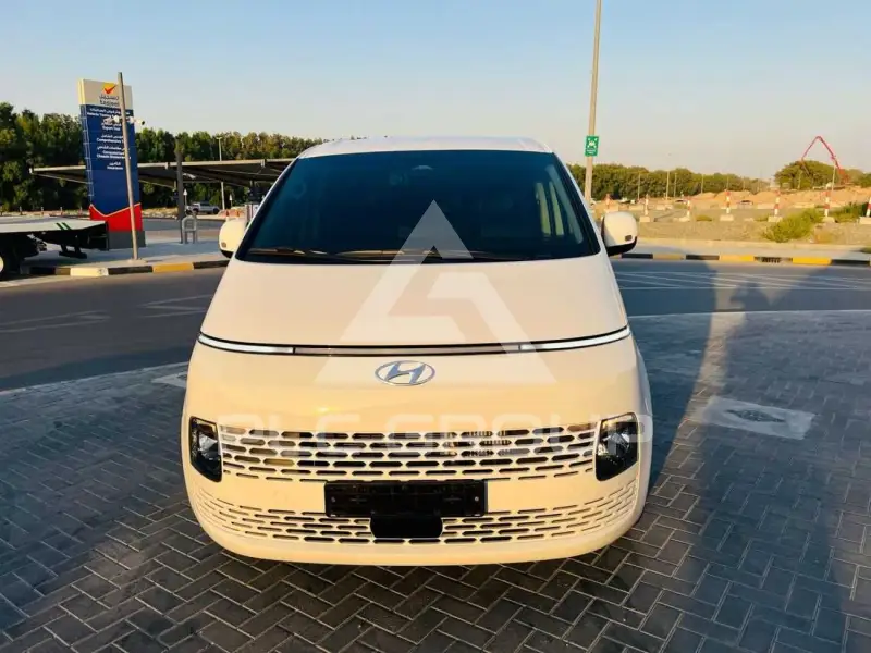 2022 Hyundai Staria
