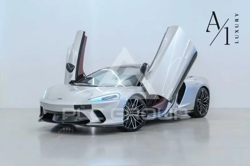 2022 McLaren 570GT
