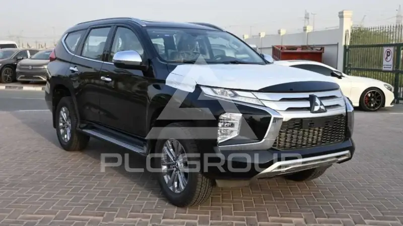 2023 Mitsubishi PAJARO