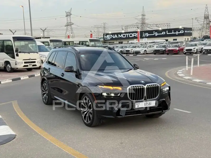 2023 BMW X7